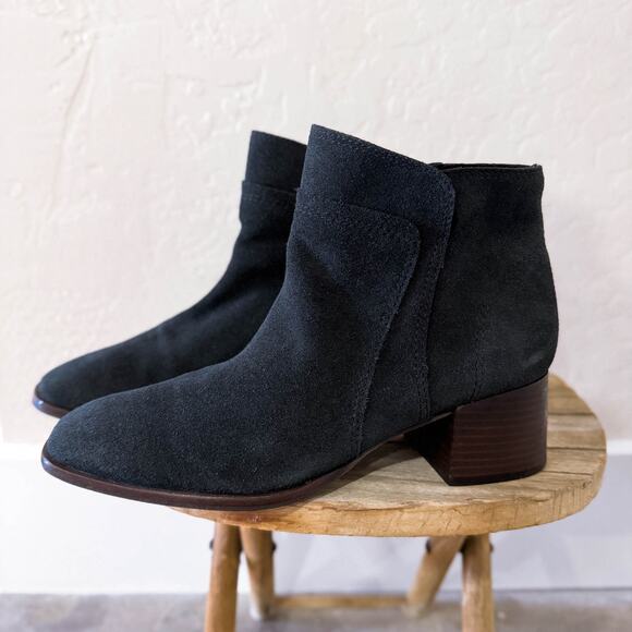 Lucky Brand Lilka Block Heels Suede Bootie Ankle Boots Black Academia Sz 8.5 NEW - Picture 5 of 11